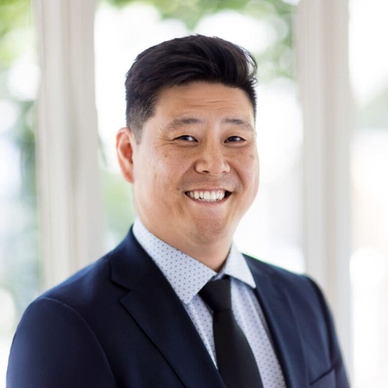 Peter Kim Headshot (1)